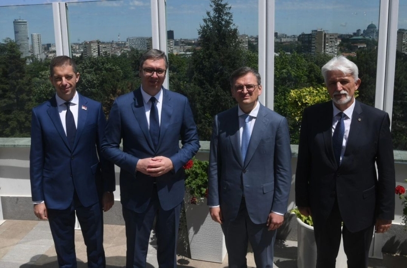 Predsednik Vučić se sastao sa Kulebom - Razgovor o evropskom putu i potrebi uspostavljanja mira